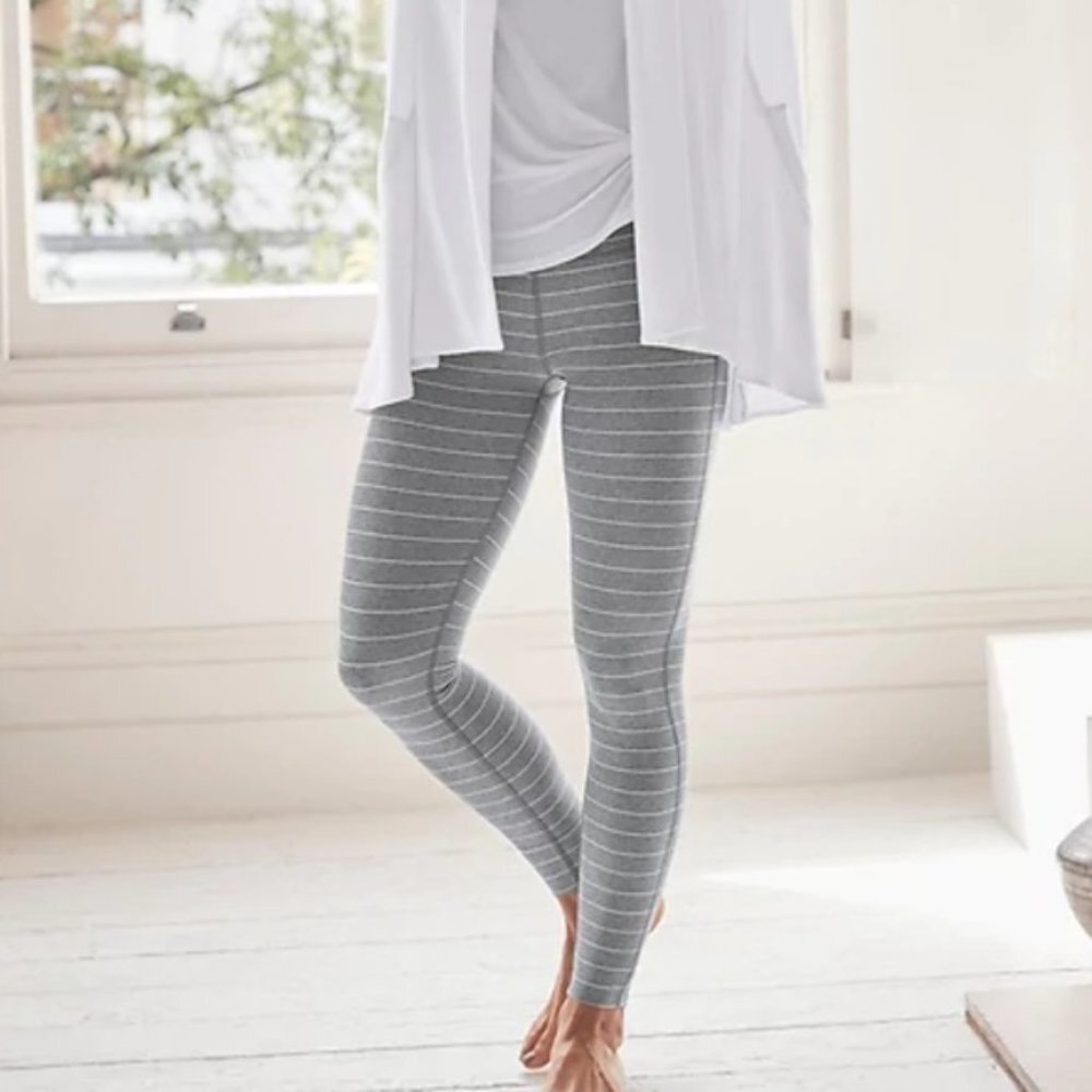Athleta Grey and White Striped Chaturanga Leggings High Rise‎ Size X-Small